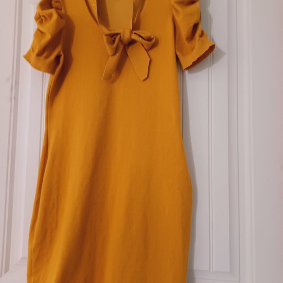 Dress - Picture 2 of 3